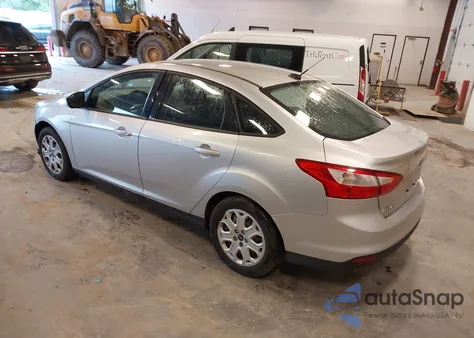 2012 Ford Focus Se из США, поврежденный, VIN 1FAHP3F22CL195777